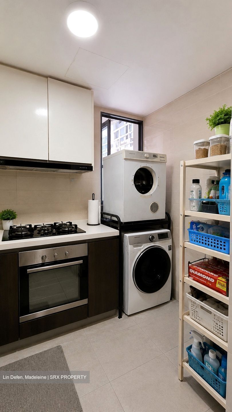 Symphony Suites (D27), Condominium #626033571